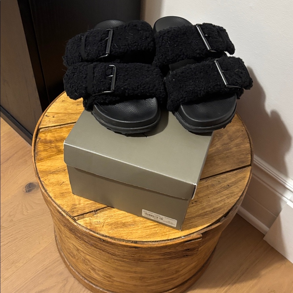 Allsaints Sherpa Sandal Size 8 - Picture 2 of 2